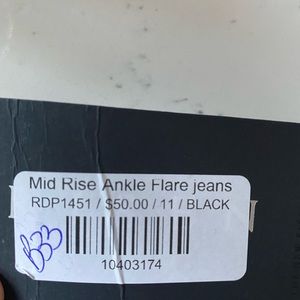 Risen brand womens jeans size 30/11